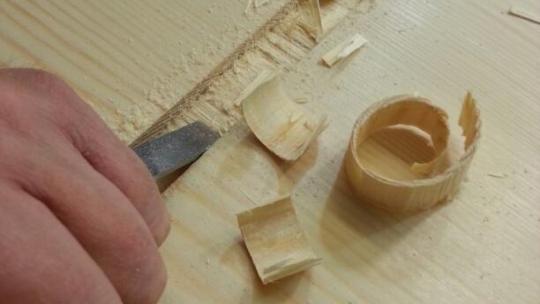 Six Board Chest housing