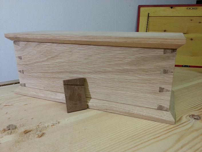 Dovetail Box