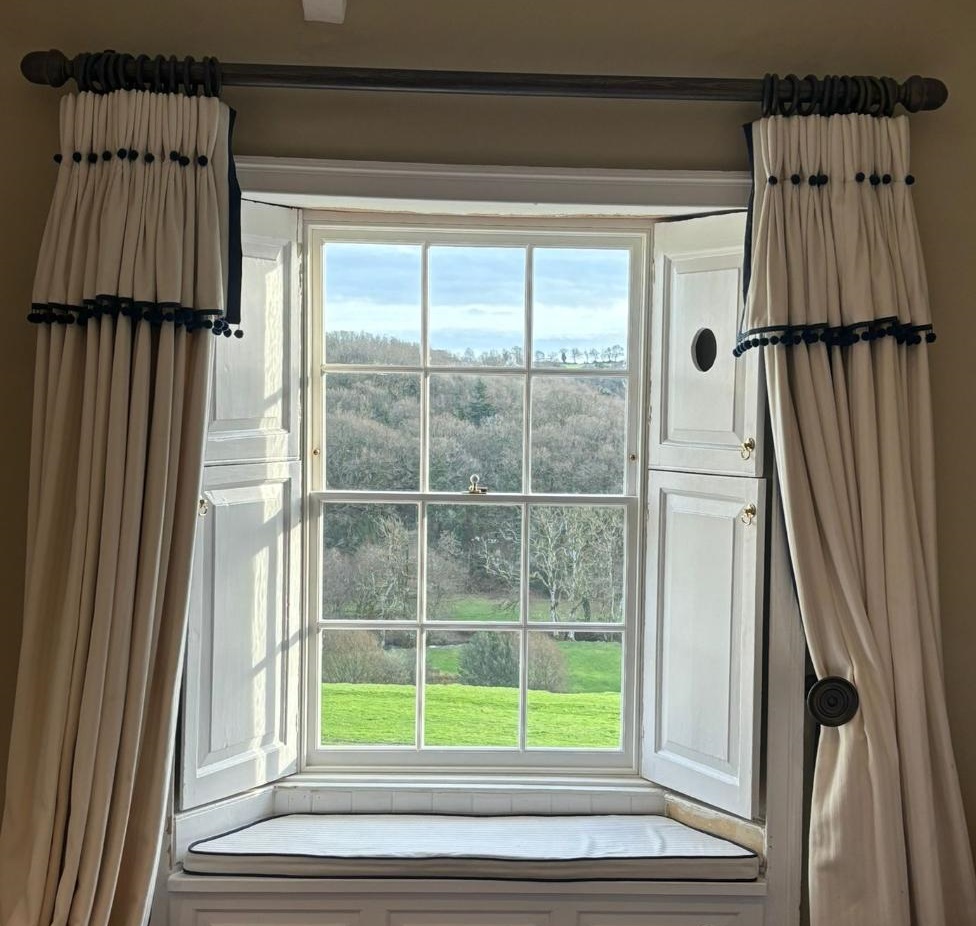 Abodo Sash Windows