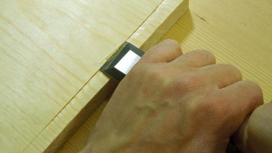 Chisel a Knife Wall