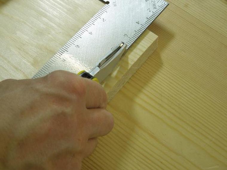 Knife Wall Shoulder