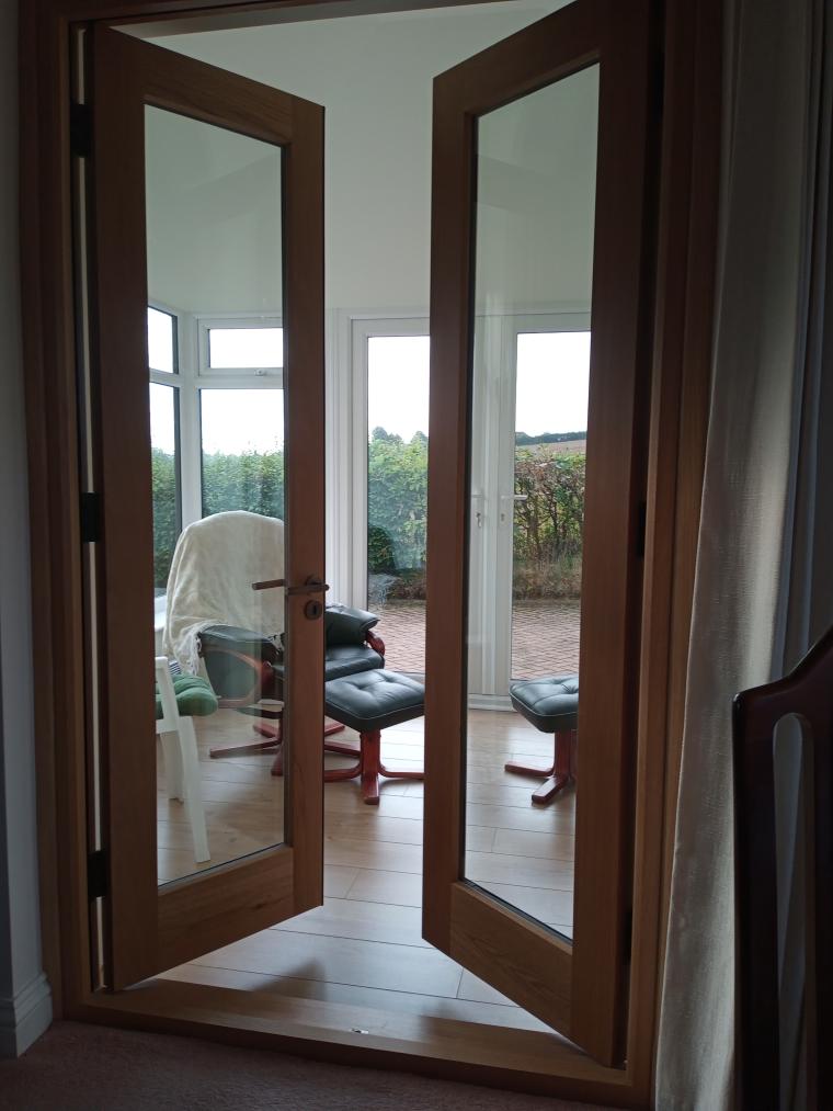 Custom Made Oak interior doors made in Devon