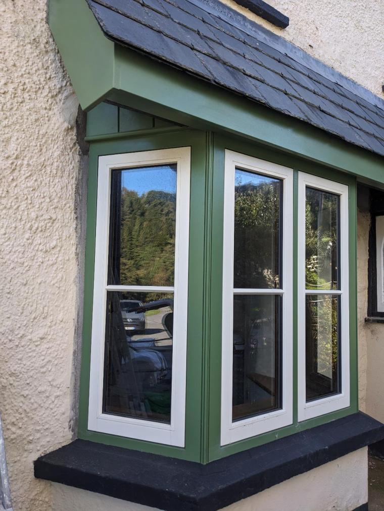 Timber-Bay-Window-Devon